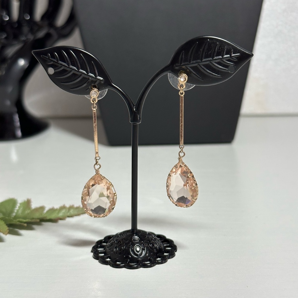 Classic Crystal Teardrop Earring